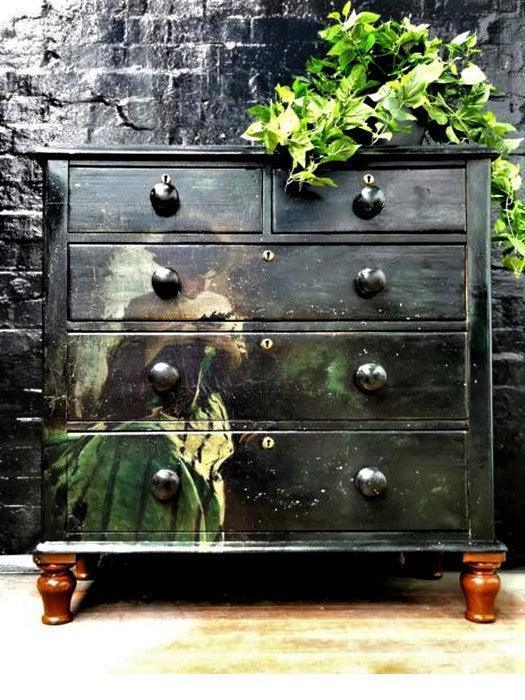 mint_by_michelle_study_in_black_green_decoupache_paper_kaufen