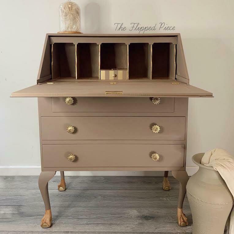 Dixie Belle Mineral Paint | Mud Puddle | Taupe