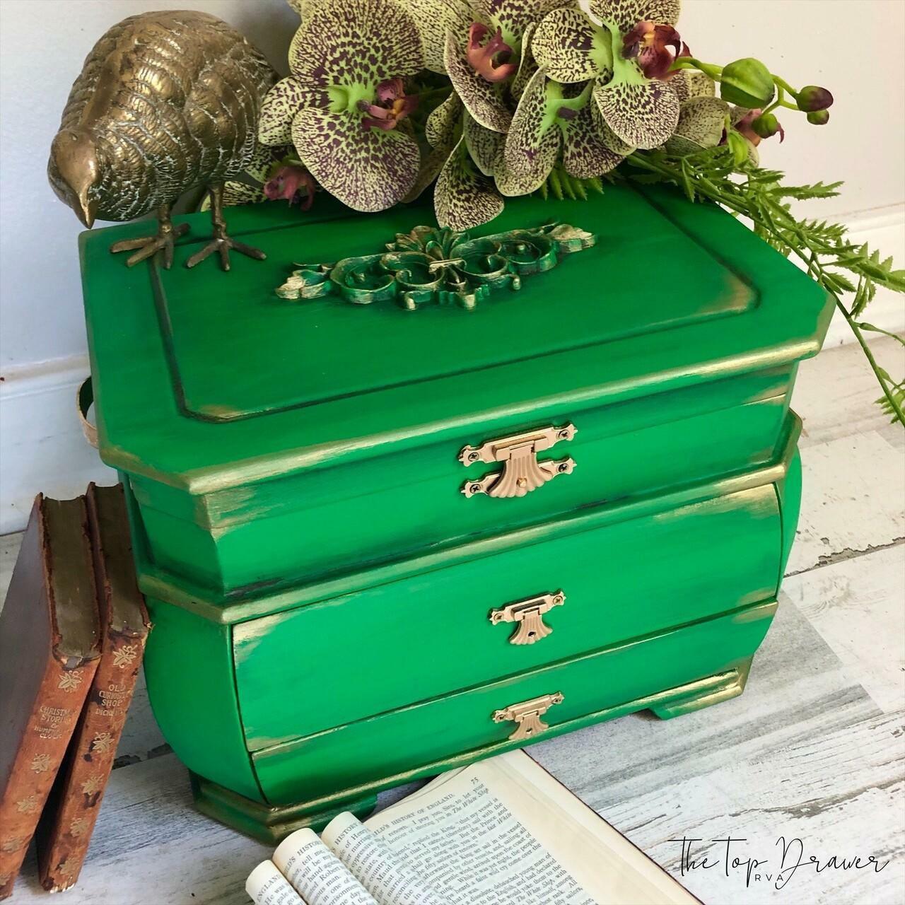 Dixie Belle Mineral Paint | Tree Frog Green | Grün - Lioness Vintage