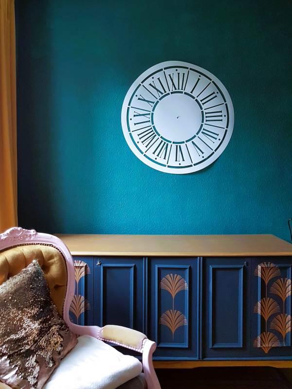 Clock | Uhr Wandschablone | 80 x 80 cm | Posh Chalk - Lioness Vintage